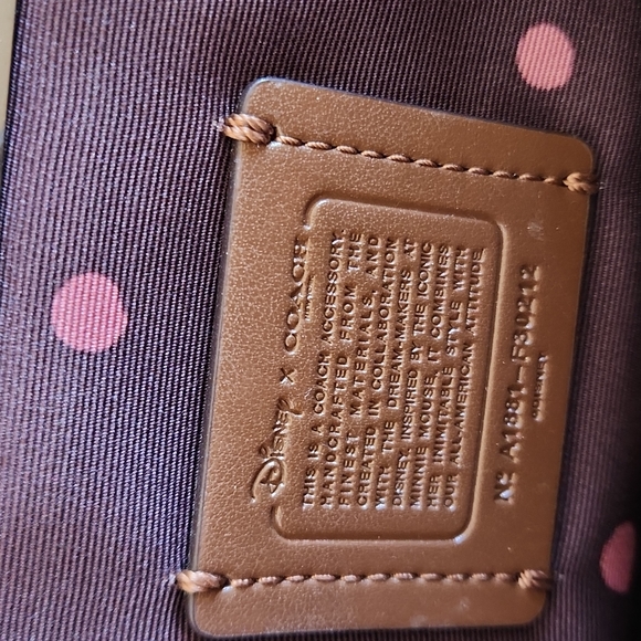 NWOT Disney X Coach Limited Edition Minnie Mouse Ears Bag🖤 🐭❤️ - Picture 10 of 16